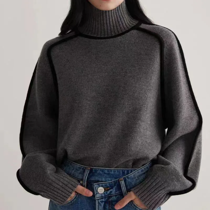 Liora — Lightweight Turtleneck Sweater with Loose Fit for Layering