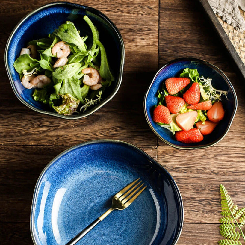 Kana Blaue Keramikschale — Robuste Porzellanschale mit Elegantem Japanischem Design