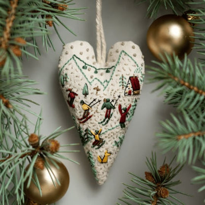 FestiveThread™ Heart Embroidery Kit — Skab hyggelig julemagi, der varmer hvert hjørne af dit hjem