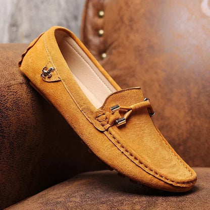 Velaro — Premium Suede Loafers with Cushioned Comfort and Metallic Accents