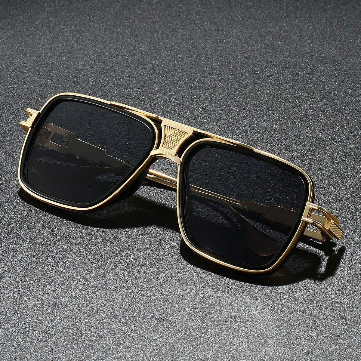 Maverick Aviator Shades™ — Dominez Chaque Pièce avec Légèreté et Style Époustouflant