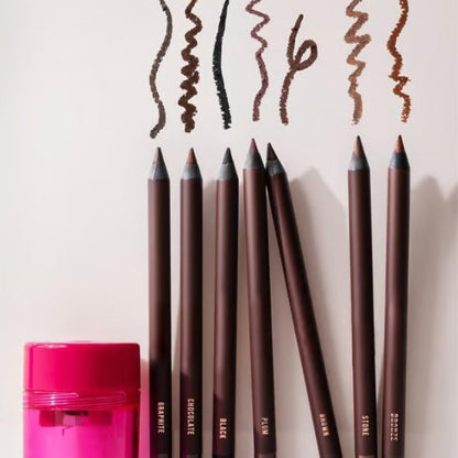 UltraCreamy Eyeliner™ — Înfruntă petele și cucerește fiecare privire toată ziua