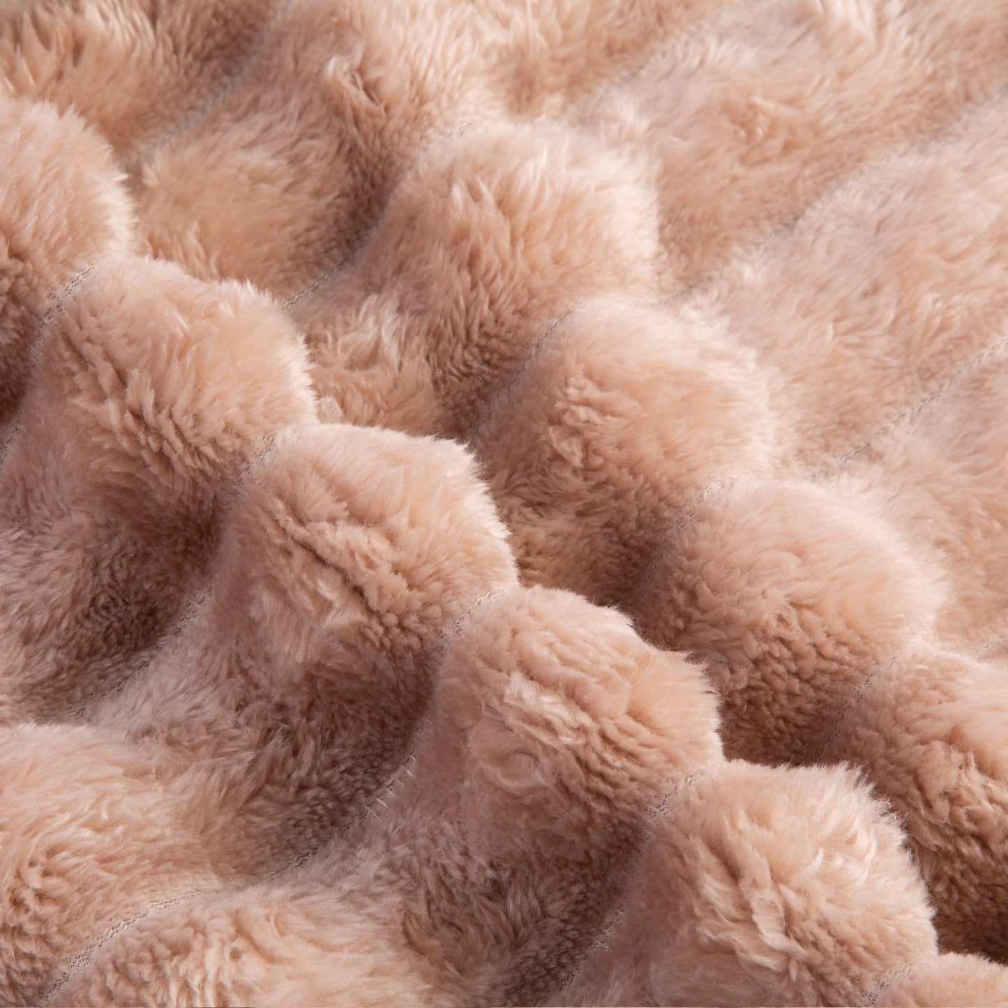 Norla — Soft Fleece Blanket for Cozy Comfort and Warmth