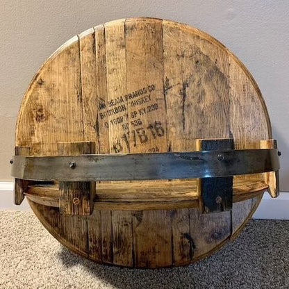 IronOak Vault™ — Parancsolj tiszteletet egy olyan whiskey vitrinnel, amely elmeséli legendás történetedet