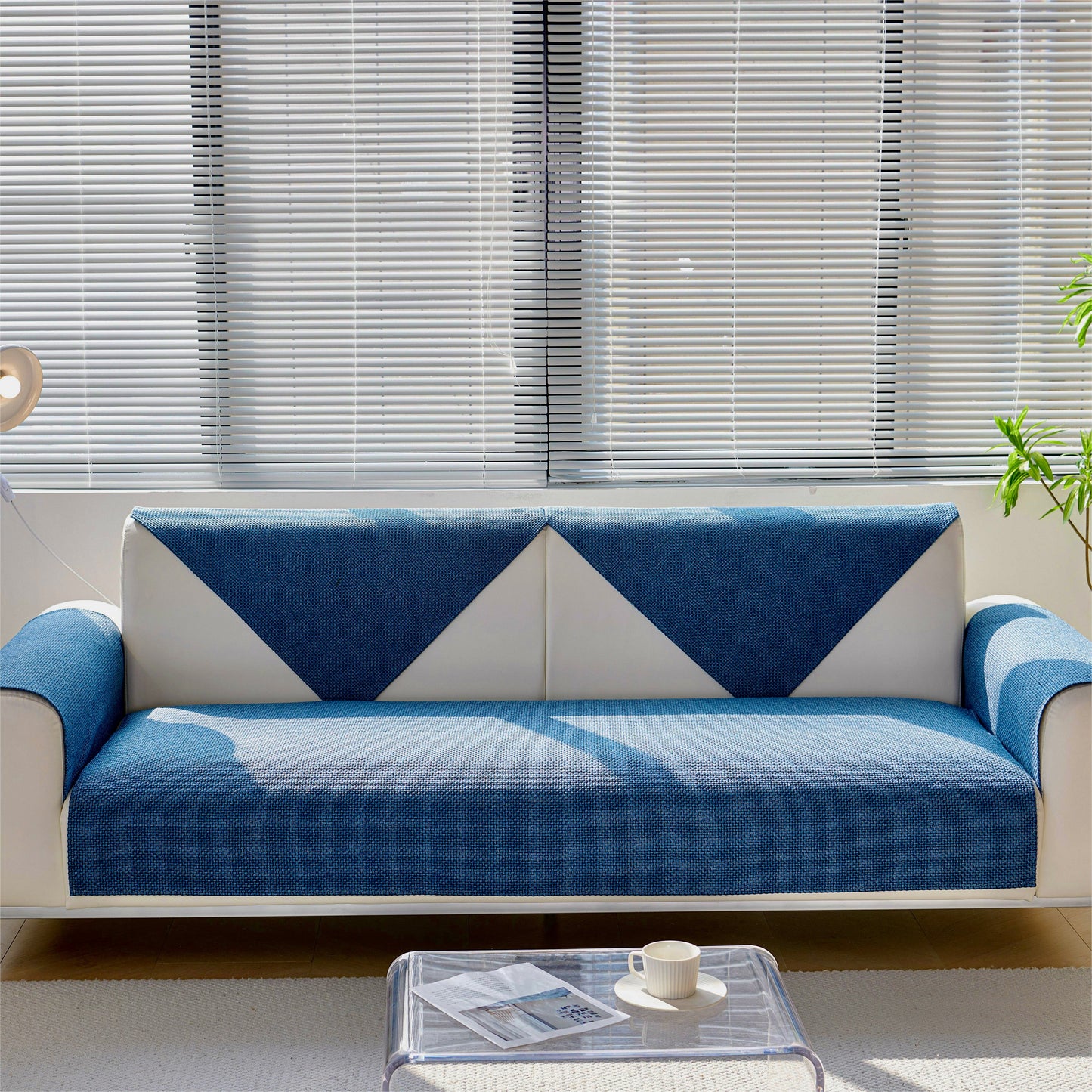 GLIZM Sofa Cover™ — Wrinkle-Free Comfort That Clings So You Can Relax in Style