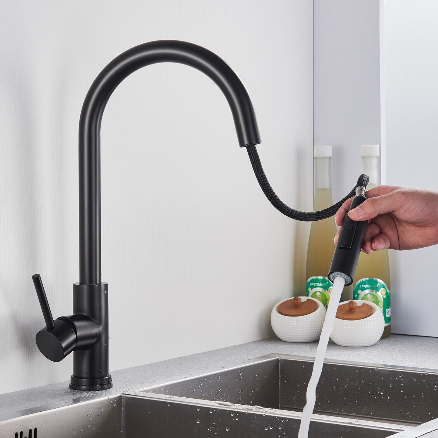 Kellen Touch Kitchen Faucet — Pull-Out Sprayer with Touch Sense Technology