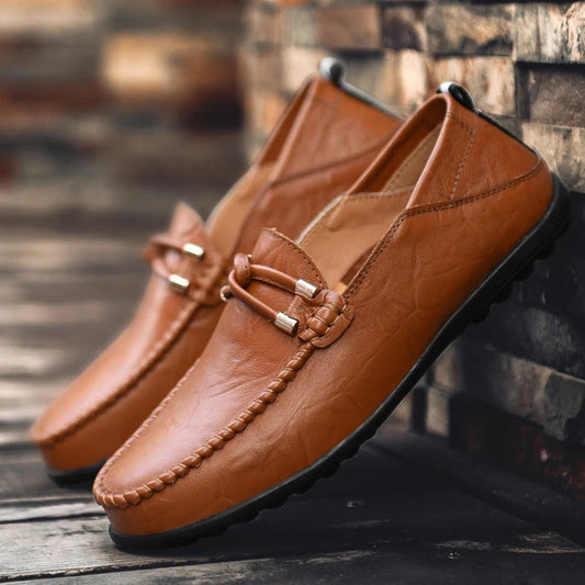 CloudWalkers™ — Slip into All-Day Comfort and Unshakable Confidence