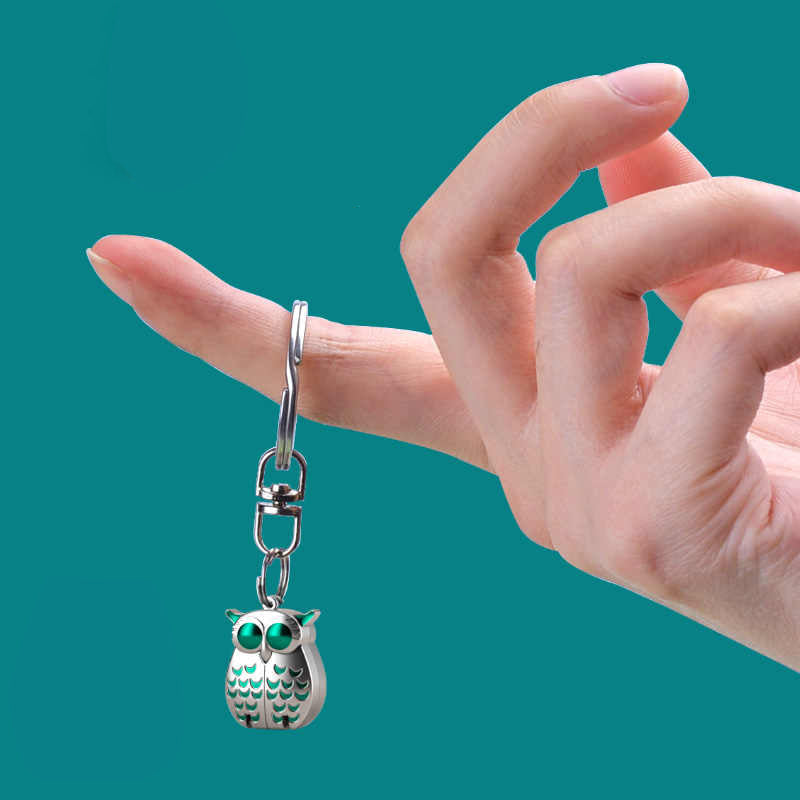 💥KAUFE 2, ERHALTE 1 GRATIS 💥Mini Faltbarer Edelstahl Eulen Nagelknipser🦉