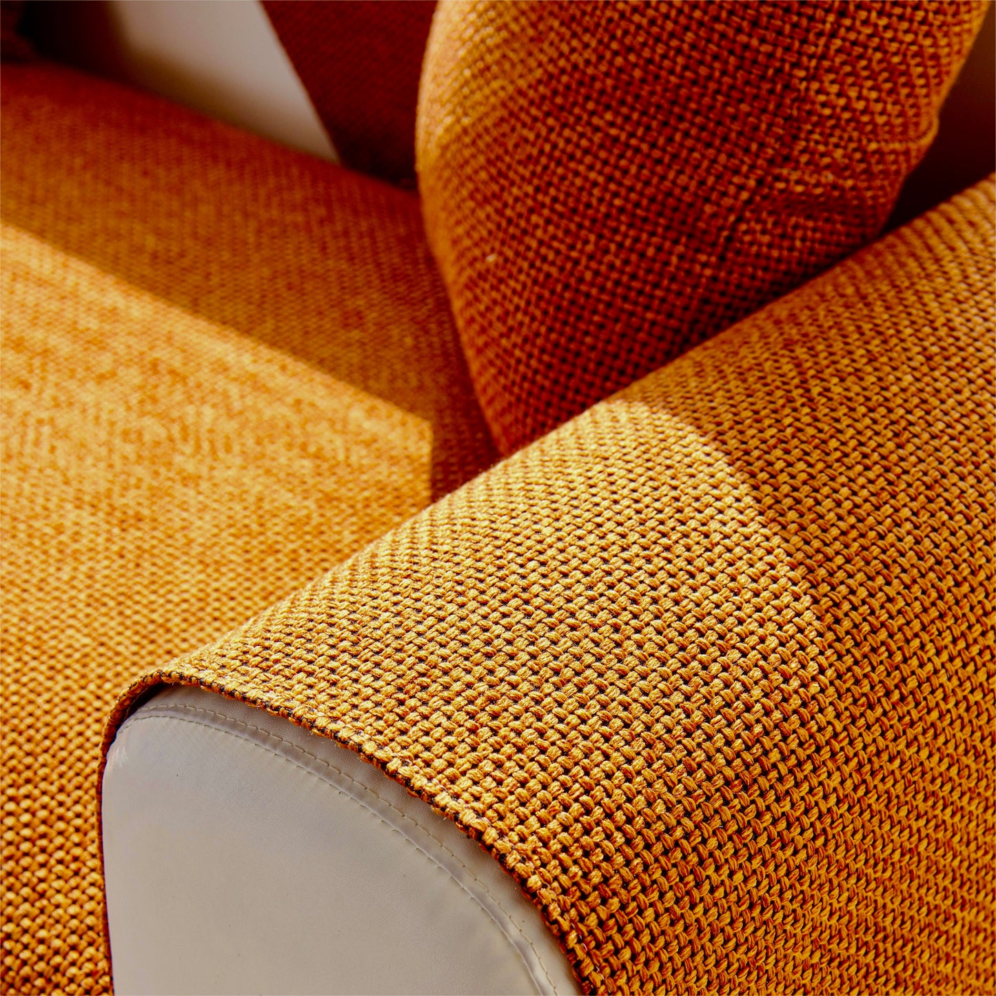 GLIZM Sofa Cover™ — Wrinkle-Free Comfort That Clings So You Can Relax in Style