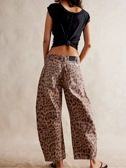 Liora Wide-Leg Jeans — Mid-Rise Stretch Denim for Casual Comfort