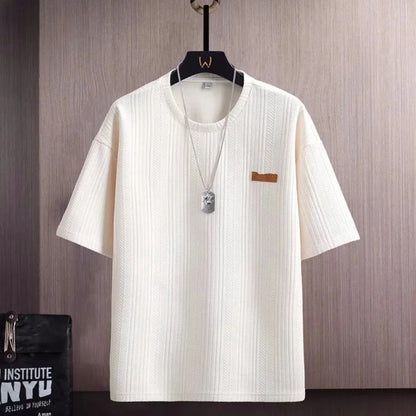 Mylo Lounge Set — 通気性の良いニットTシャツとドローストリングショーツで快適