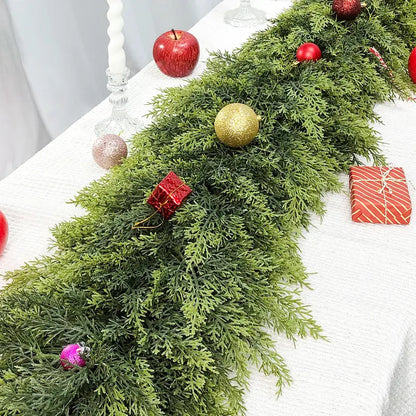 EverCedar Luxe™ Girlanda — Prineste nekonečné sviatočné teplo do každého kúta