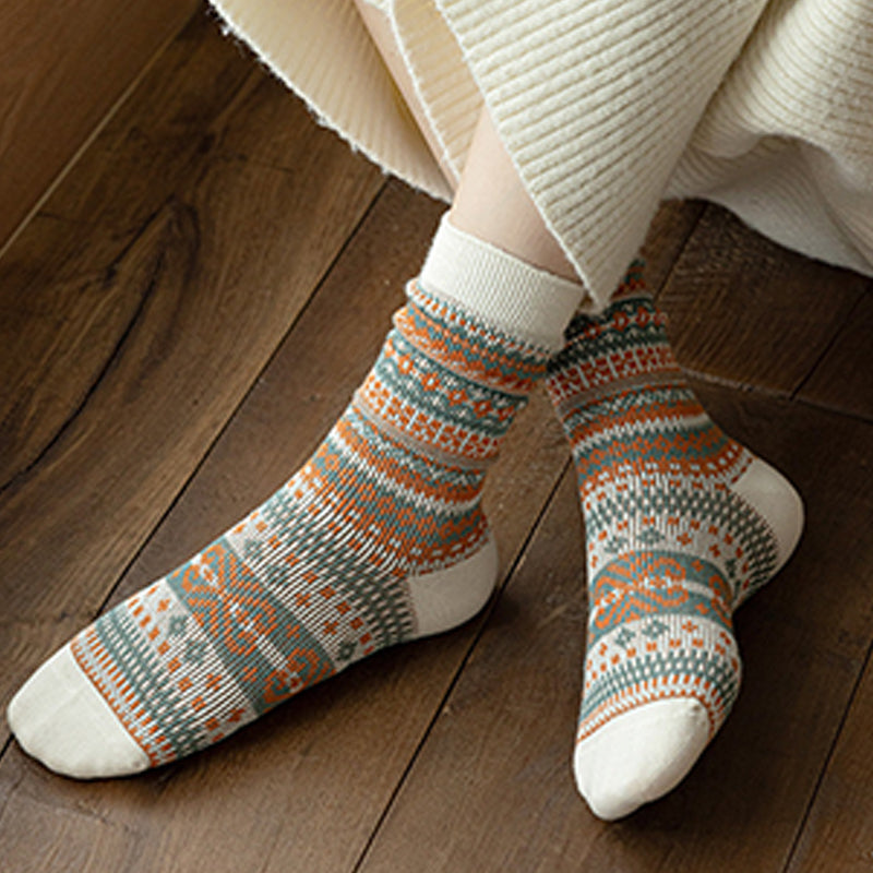 Zelenia Socks — Retro Ethnic Mid-Length Comfort Socks