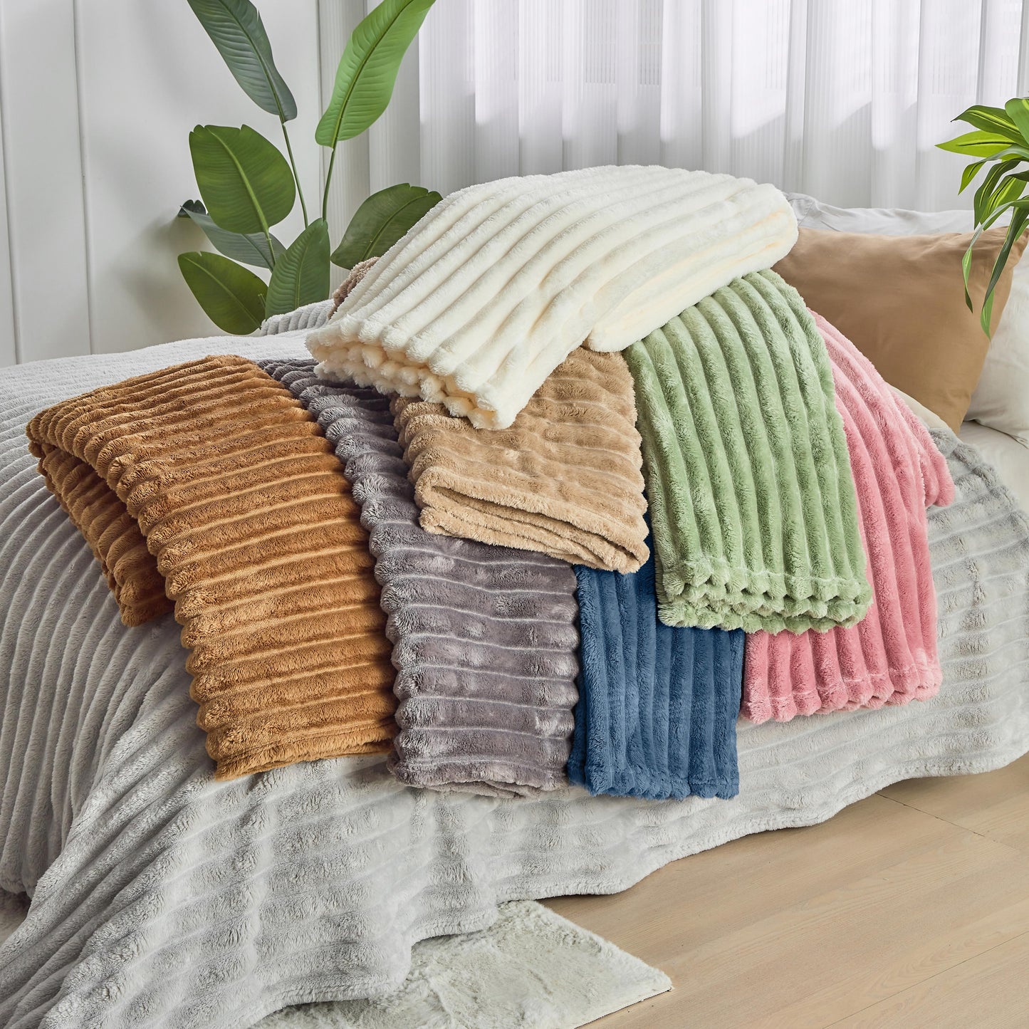 Norla — Soft Fleece Blanket for Cozy Comfort and Warmth