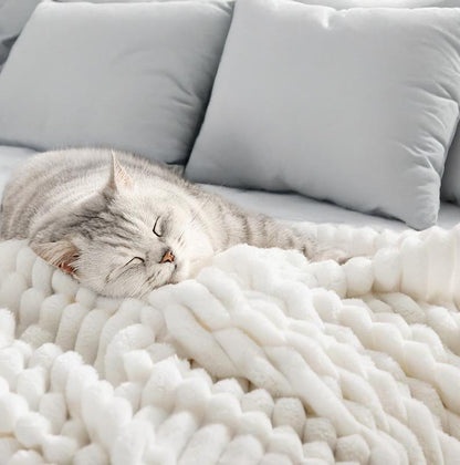 Norla — Soft Fleece Blanket for Cozy Comfort and Warmth