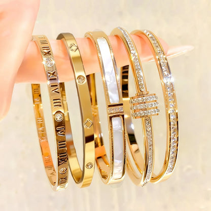 Five-Piece Bracelet Set™ — Ανάδειξε την Αυτοπεποίθησή σου με Κάθε Λαμπερή Ματιά