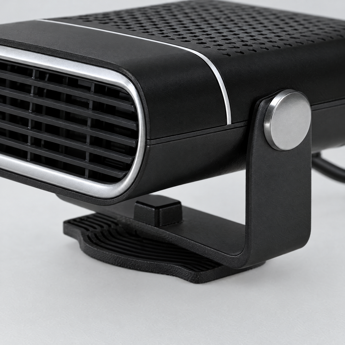Ventra™ Portable 2-in-1 Car Heater and Fan