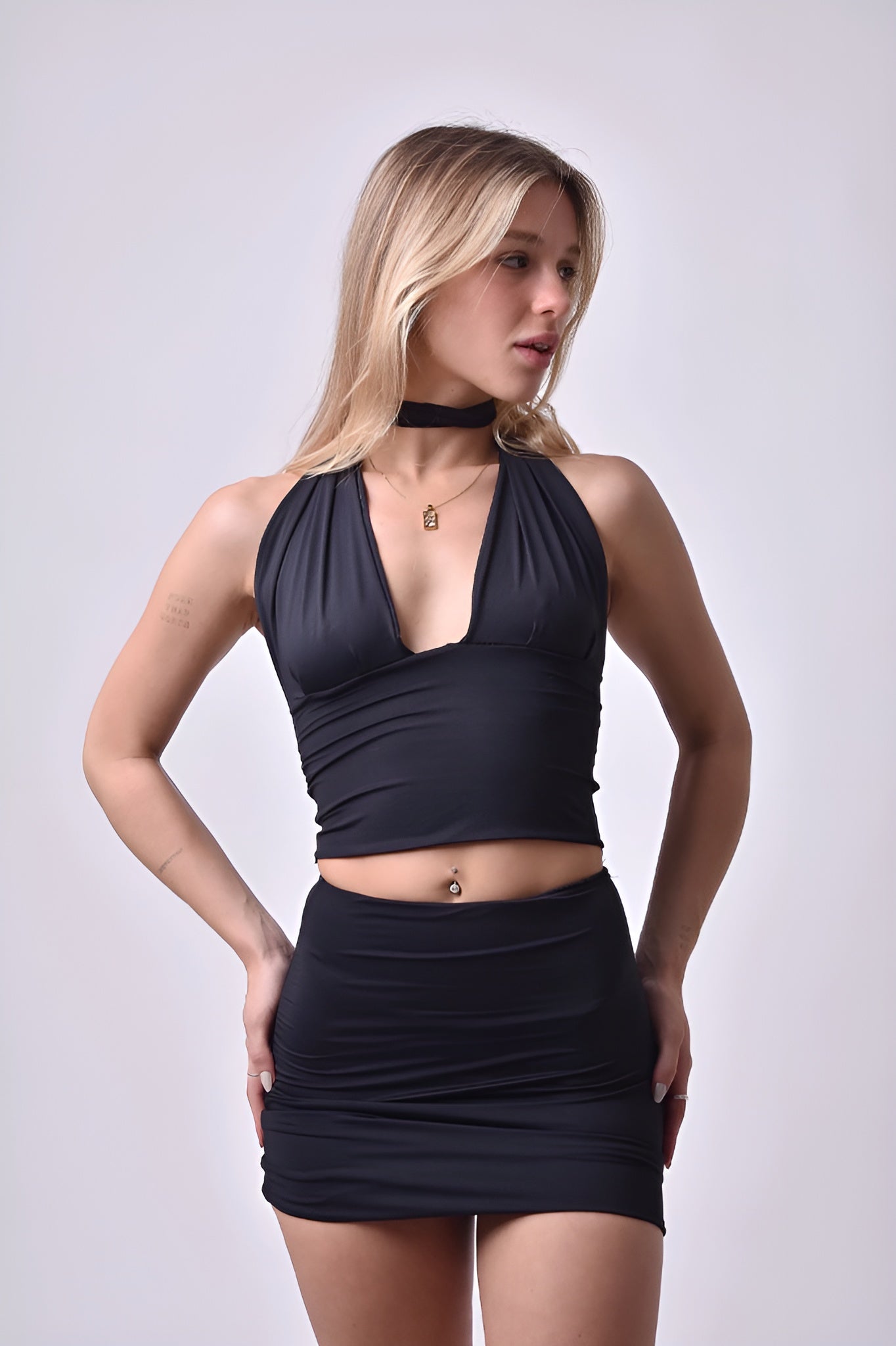Liora — Damen Zweiteiler aus Polyamid mit verstellbarem, kurzem Top