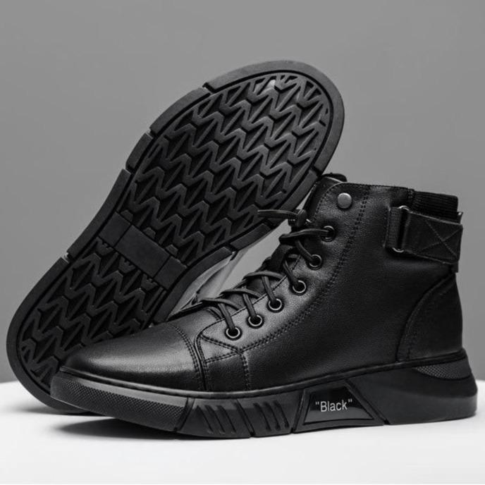 Varello — Men's Black Leather Business Casual Boots with Grip Sole