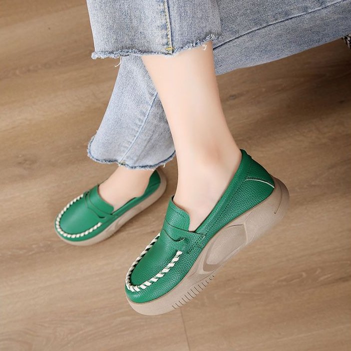 Women's Classiqe Loafers